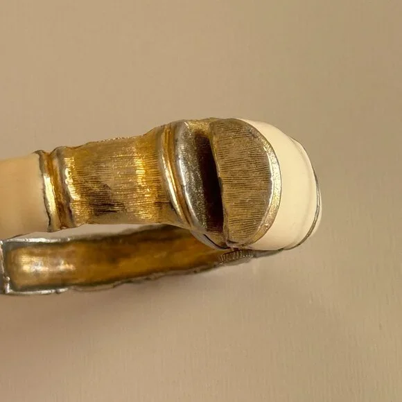  Pilgrim Hidden Dial Watch Women 23mm Gold Tone 17 Jewels Bracelet - Picture 5 of 8